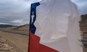 Bandera chilena en el desierto de Atacama | Toolkit | Marca Chile